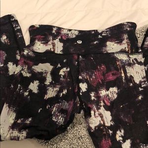 Lululemon leggings size 6